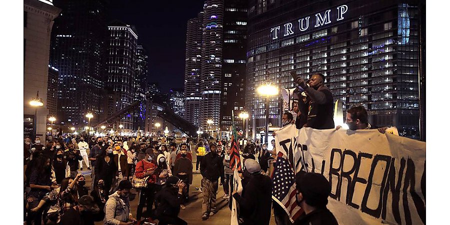 Штурм Капитолия, США без интернета, победа Байдена и реакция мировых лидеров – хронология событий