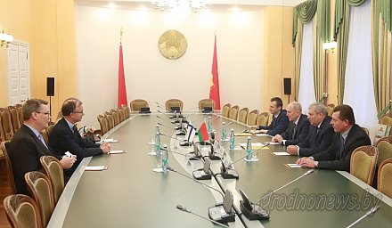 Перспективы взаимного сотрудничества обсуждались в ходе первого официального визита на Гродненщину Чрезвычайного и Полномочного Посла Финляндской Республики в Литовской Республике и Республике Беларусь Кристера Микельссона