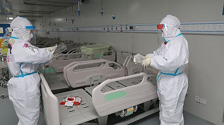 Причиной смертей зараженных COVID-19 может быть реакция иммунитета на него - ученый