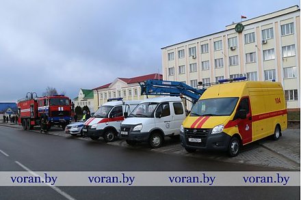 В рамках Единого дня безопасности в г.п. Вороново прошло тематическое мероприятие «Город безопасности» (Фото, ВИДЕО)