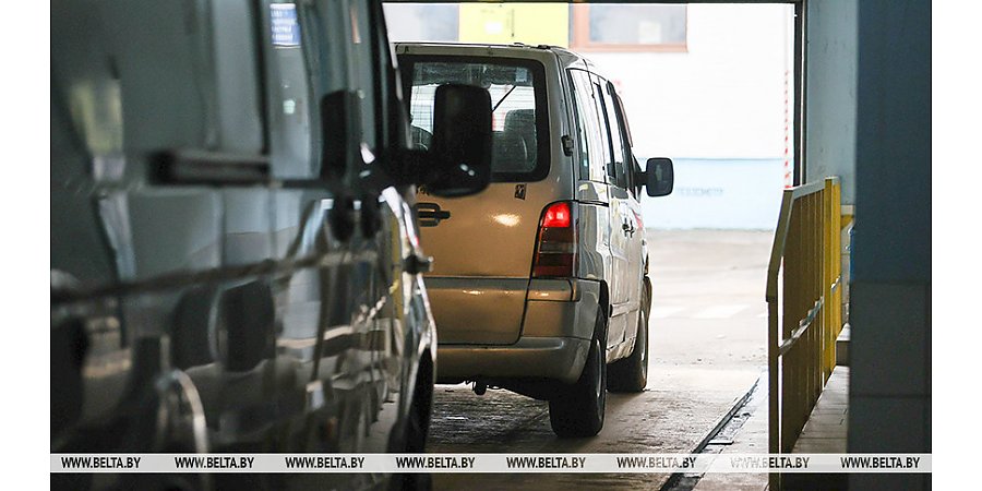 Таможня пояснила изменения правил уплаты утильсбора для ввозимых из ЕАЭС автомобилей