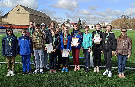 Вороновские школьники вернулись с 17-ю медалями с областного легкоатлетического турнира