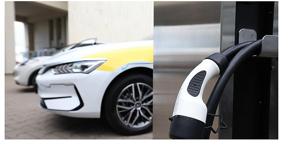 Александр Лукашенко продлил основные льготы и преференции по электромобилям и зарядным станциям