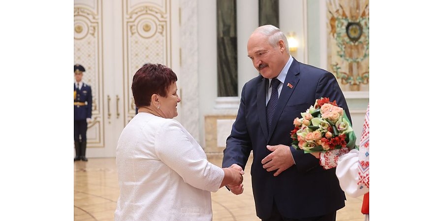 Мацуюць працай незалежнасць