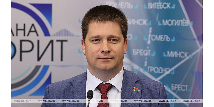 Минобразования о горячей линии: мы реагируем и будем реагировать на все обращения