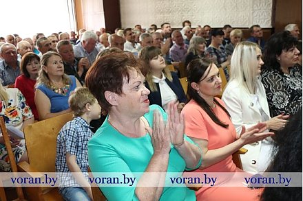 Работники Вороновского ПМС: «Сначала — дело. Потом уж песня»