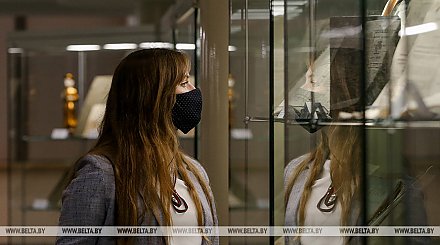 ФОТОФАКТ: Открытие выставки "Война и мир. Беларусь помнит. Возвращение" состоялось в Национальной библиотеке