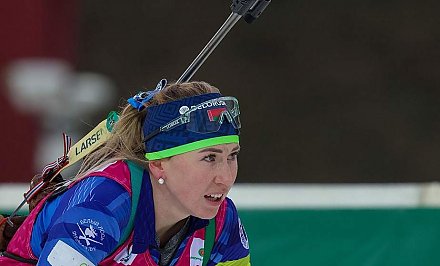 Алимбекова-Смольская стала четвертой в пасьюте на заключительном этапе Кубка Содружества по биатлону