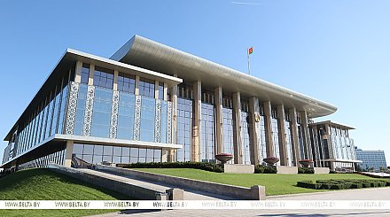 График мероприятий и планирование работы в регионах. Александр Лукашенко заслушал доклад Крутого