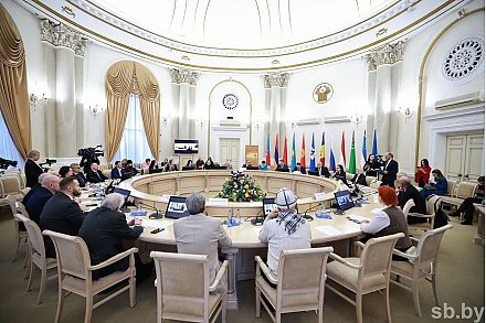 От образования до совместного кинофестиваля: в Исполкоме СНГ обсудили развитие кинематографии