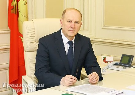 Председатель облисполкома Владимир Кравцов провел прямую телефонную линию с жителями Гродненщины