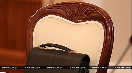 ИНФОГРАФИКА: Распределены обязанности между премьер-министром и вице-премьерами