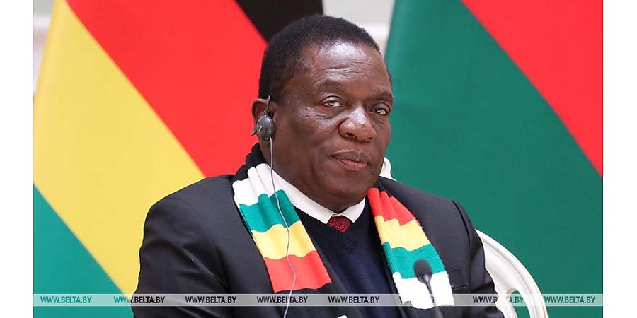 Лукашенко: Беларусь заинтересована в реализации проектов с Зимбабве в областях энергетики и транспорта