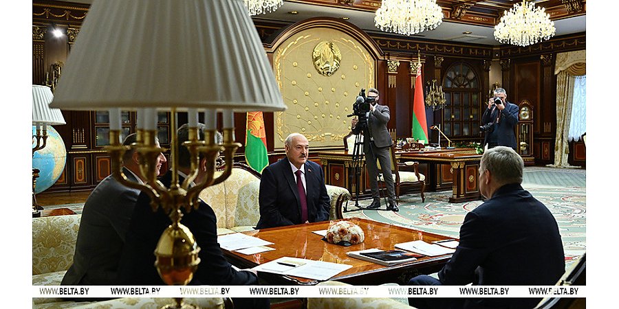 Александр Лукашенко: политика многовекторности никак не отдаляет Беларусь от России