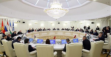 Игорь Сергеенко: задача обеспечить стабильность и безопасность является приоритетной в СНГ