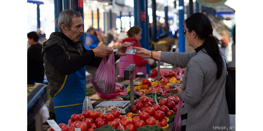Новый порядок торговли на рынке. Что изменится с 10 октября в приеме наличных?