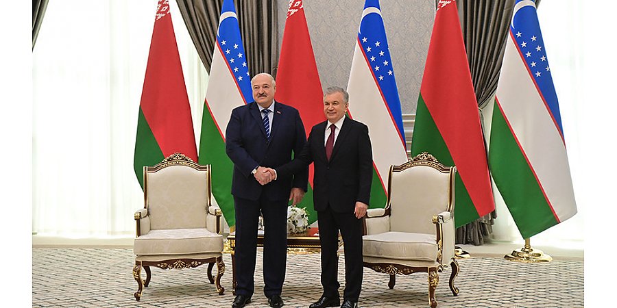 Гость с Камчатки, Александр Лукашенко в Узбекистане, звонок другу и Праздник весны. Итоги недели Президента