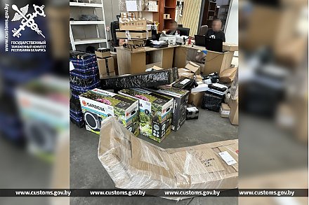 Правоохранительным блоком Гродненской региональной таможни раскрыта схема уклонения от уплаты таможенных платежей