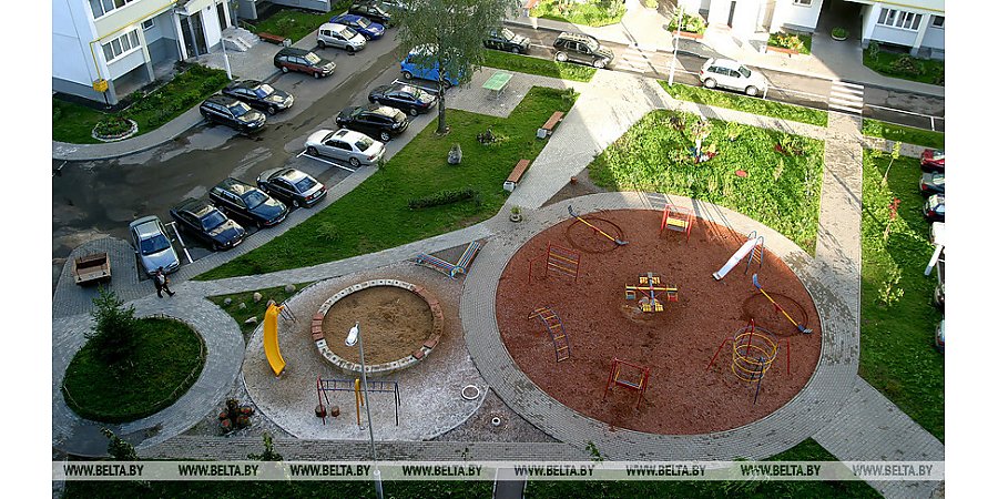 В этом году в Беларуси планируют отремонтировать более 1,6 тыс. придомовых территорий