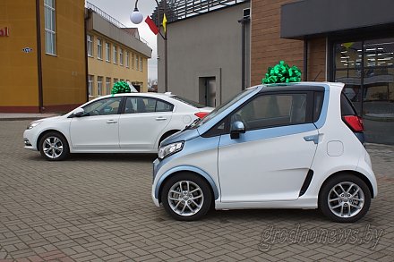 Районная больница и центр соцобслуживания в Ивье во время празднования «Дажынак-2018» получат в подарок электромобили