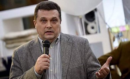 Союз журналистов России выражает полную солидарность с белорусскими коллегами в связи с очередным актом политически мотивированной цензуры со стороны платформы YouTube