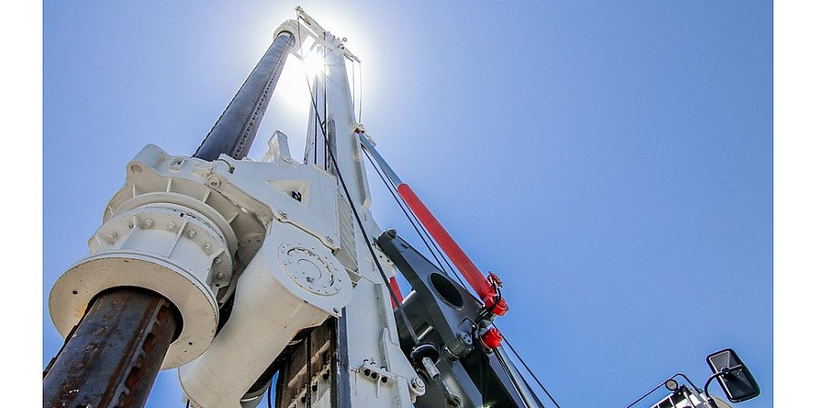 Цена нефти марки Brent поднималась выше $99 за баррель