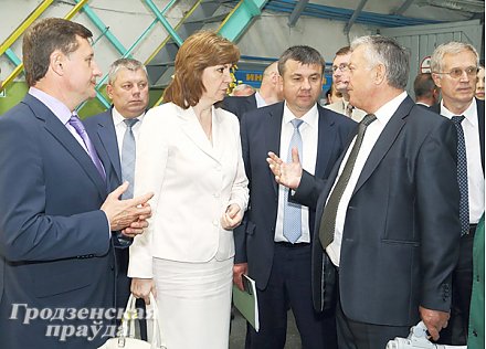 Вопросы соцзащиты инвалидов, их реабилитации и трудоустройства рассмотрели на заседании с участием заместителя премьер-министра Беларуси Натальи Кочановой