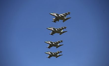 Полетят все – Як-130, Су-25 и Л-39. Летчики из Лиды завершают подготовку к военному параду по случаю Дня Независимости
