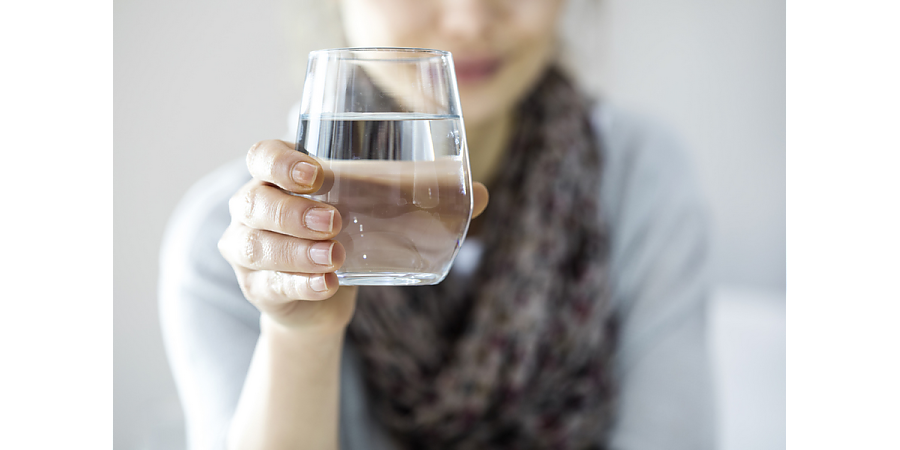 Обезвоживание при температуре: как избежать и чем восполнять потерю жидкости