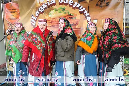 Чучело сожгли, блины съели: как в Вороново отметили Масленицу?