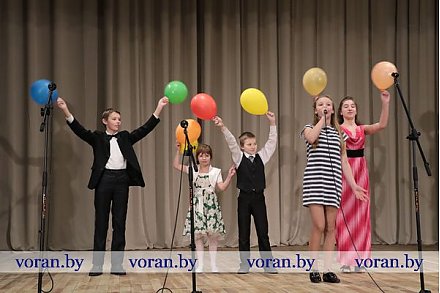 На прошлой неделе в Вороново завершился районный этап республиканского  смотра-конкурса детского творчества «Здравствуй, мир!»