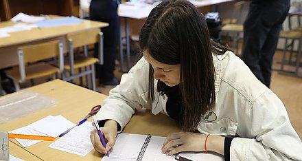 Льготы для медалистов, квоты для целевиков и места для победителей олимпиады. Что нужно знать абитуриентам, выбравшим для поступления один из трех гродненских вузов