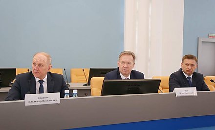 Акцент на инвестиции и туристическую инфраструктуру. На сессии областного Совета депутатов рассмотрели социально-экономическое развитие региона