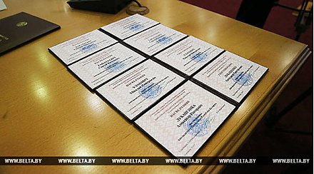 ЦИК Беларуси зарегистрировал четырех кандидатов на пост Президента: Гайдукевича, Короткевич, Лукашенко, Улаховича