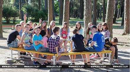 В Беларуси 227 тыс. школьников оздоровились в лагерях в первую смену