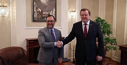 Беларусь с официальным визитом посещает министр иностранных дел Венесуэлы
