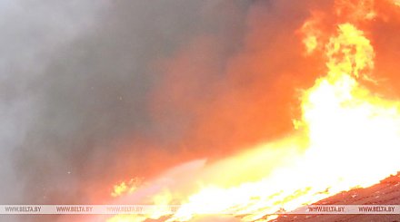 Пожар произошел на нефтеперерабатывающем заводе Ирана