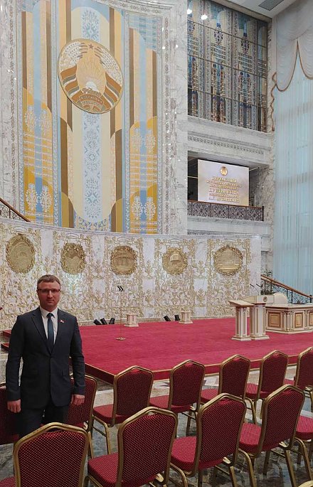 Максим Мицкевич, управляющий Вороновским районным центром для обеспечения деятельности бюджетных организаций и государственных органов: «У белорусов сильный лидер»