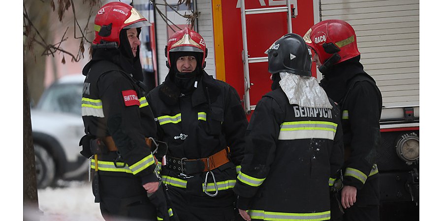 Александр Лукашенко поздравил спасателей с профессиональным праздником