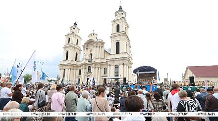 Торжества в Будславе: самому маленькому пилигриму - всего 26 дней
