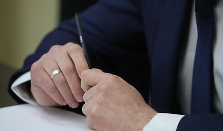 Срок действия справок и иных документов продлевается еще на полгода