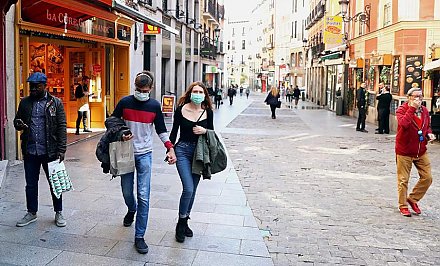 В Испании из-за коронавируса изолируют район с населением в 200 тысяч человек