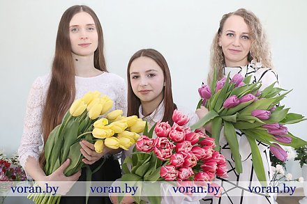 И в имени — сама весна...