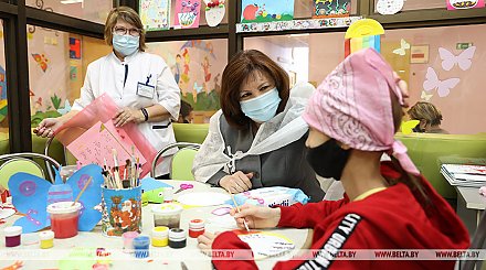 Наталья Кочанова посетила РНПЦ детской онкологии, гематологии и иммунологии