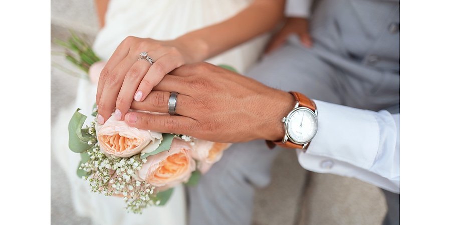 В России на «Авито» продают запись в ЗАГС на 22.02.2022 за 1 млн рублей