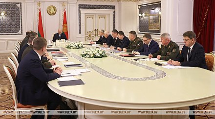 Александр Лукашенко: обеспечение жильем бюджетников и особенно военнослужащих всегда будет в приоритете