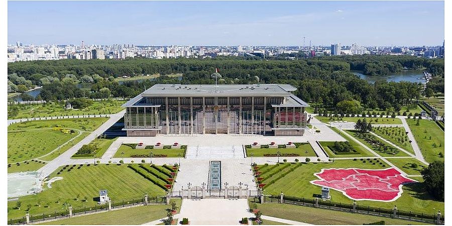 Александр Лукашенко даст интервью телеканалу Sky News Arabia