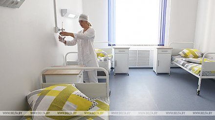 Белорусские больницы завершают переход к обычному режиму работы