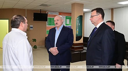 Александр Лукашенко посетил 4-ю городскую клиническую больницу Минска