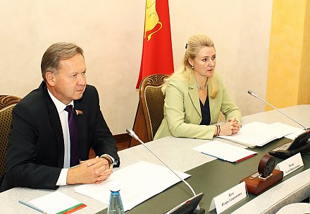 В Гродно проходит выездное заседание Постоянной комиссии Совета Республики по законодательству и государственному строительству (будет дополнено)